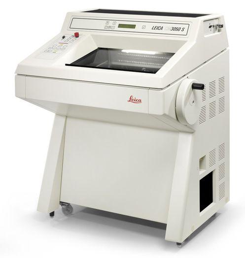 LEICA切片机1.jpg LEICA切片机1.jpg